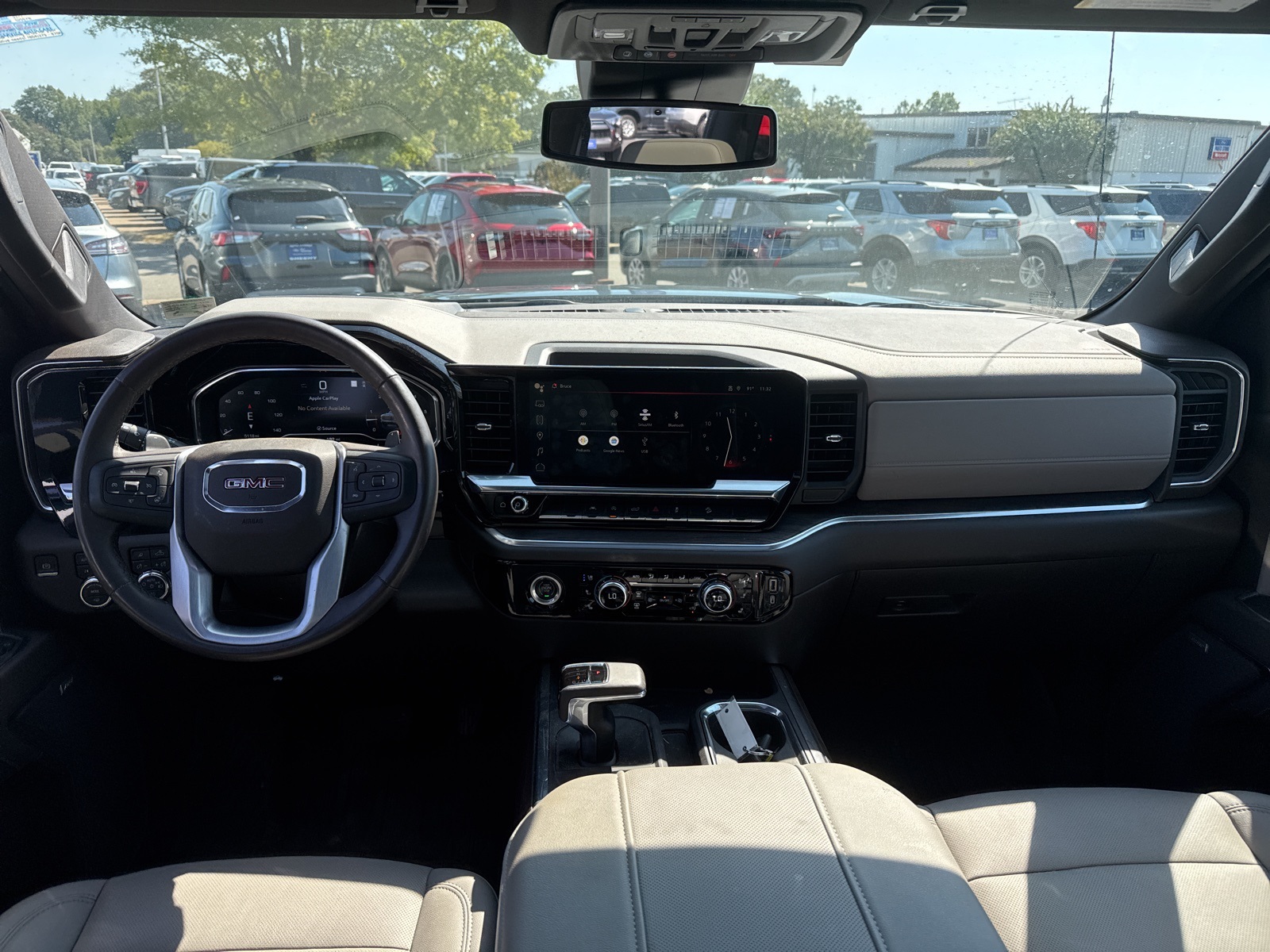 2023 Gmc Sierra 1500 SLT photo 3