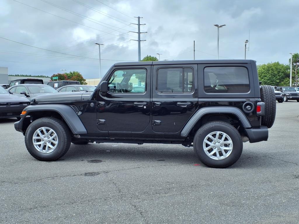 2023 Jeep Wrangler Sport S photo 15