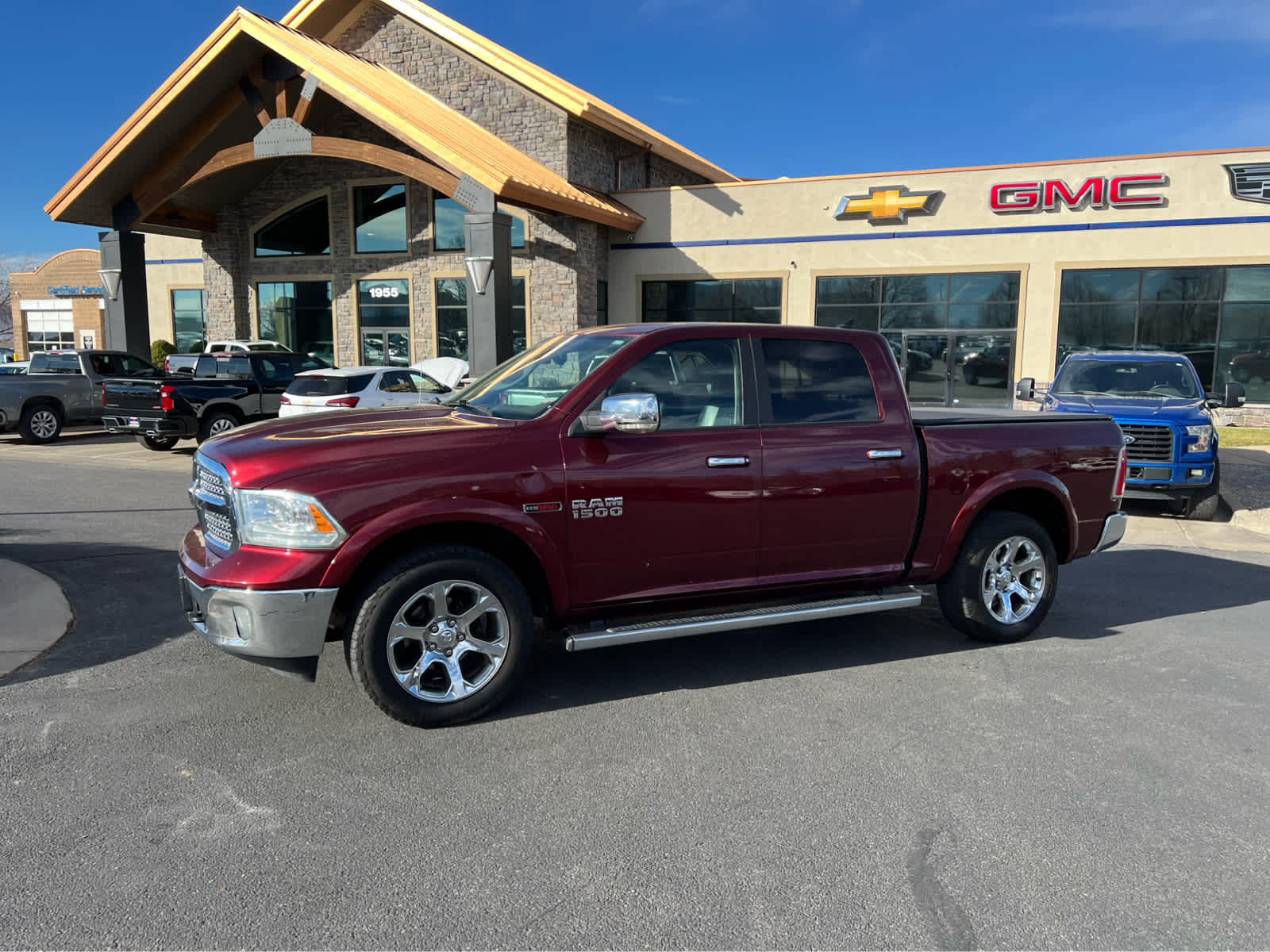 2016 RAM Ram 1500 Pickup Laramie's photo