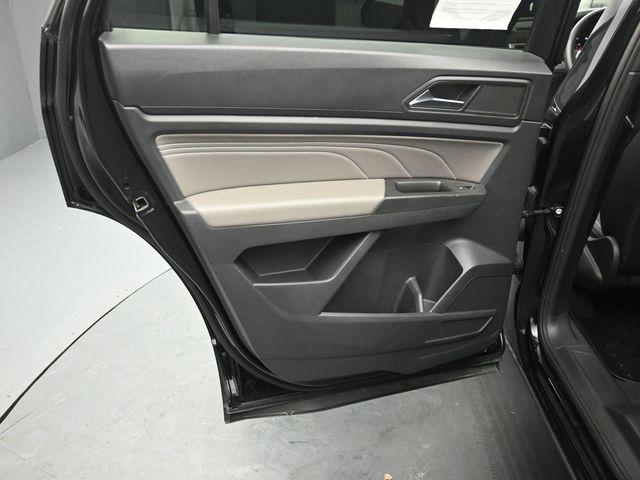 2022 VOLKSWAGEN ATLAS CROSS SPORT - Image 22