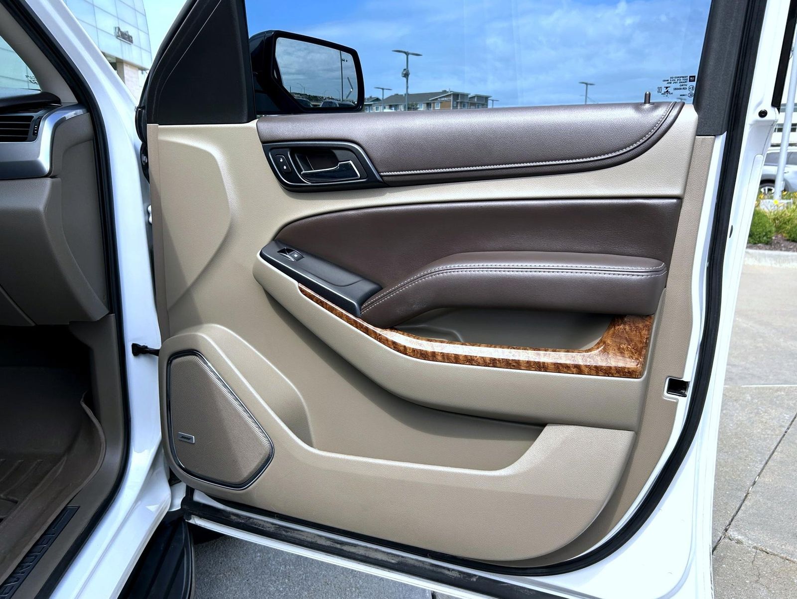 2018 Chevrolet Tahoe Premier photo 16
