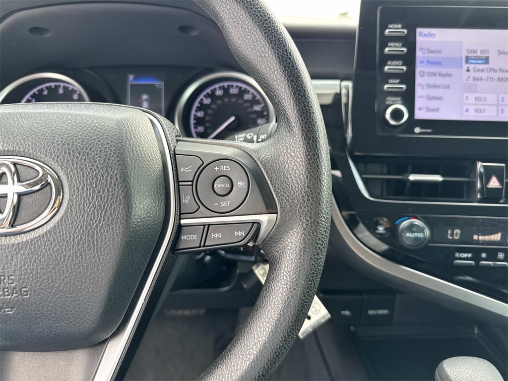 2023 Toyota Camry LE photo 23