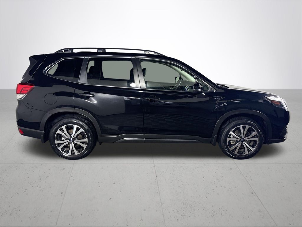 2024 Subaru Forester Limited photo 2