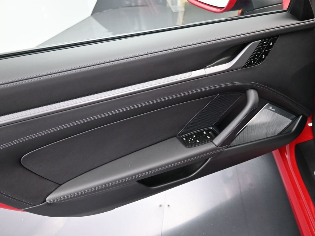 2024 Porsche 911 4S photo 19