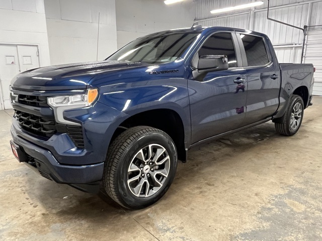 2023 Chevrolet Silverado 1500 RST photo 3