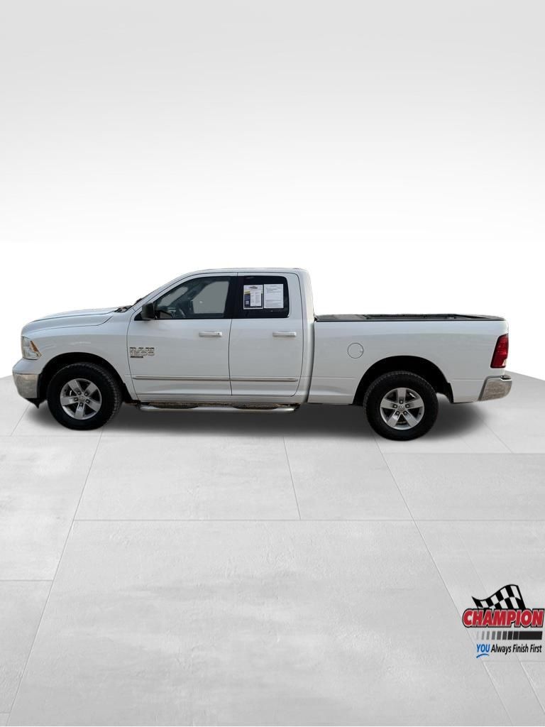 2019 Ram 1500 Classic SLT photo 3