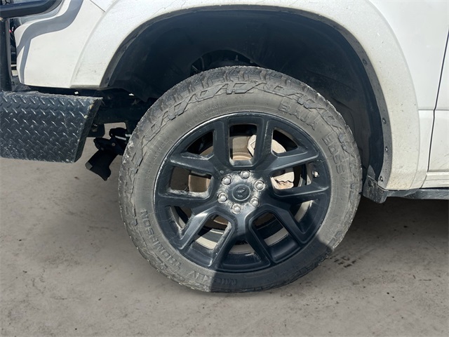 2020 Ram 1500 Laramie photo 11