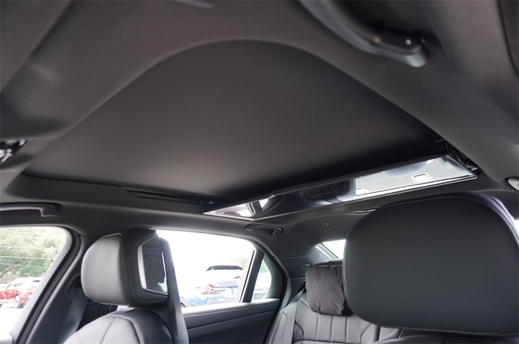 2025 Bmw 740i photo 6