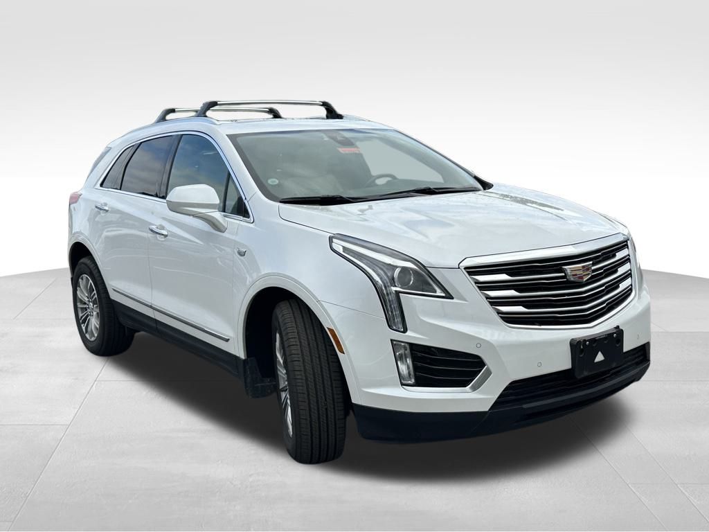 2018 Cadillac XT5 Luxury photo 3