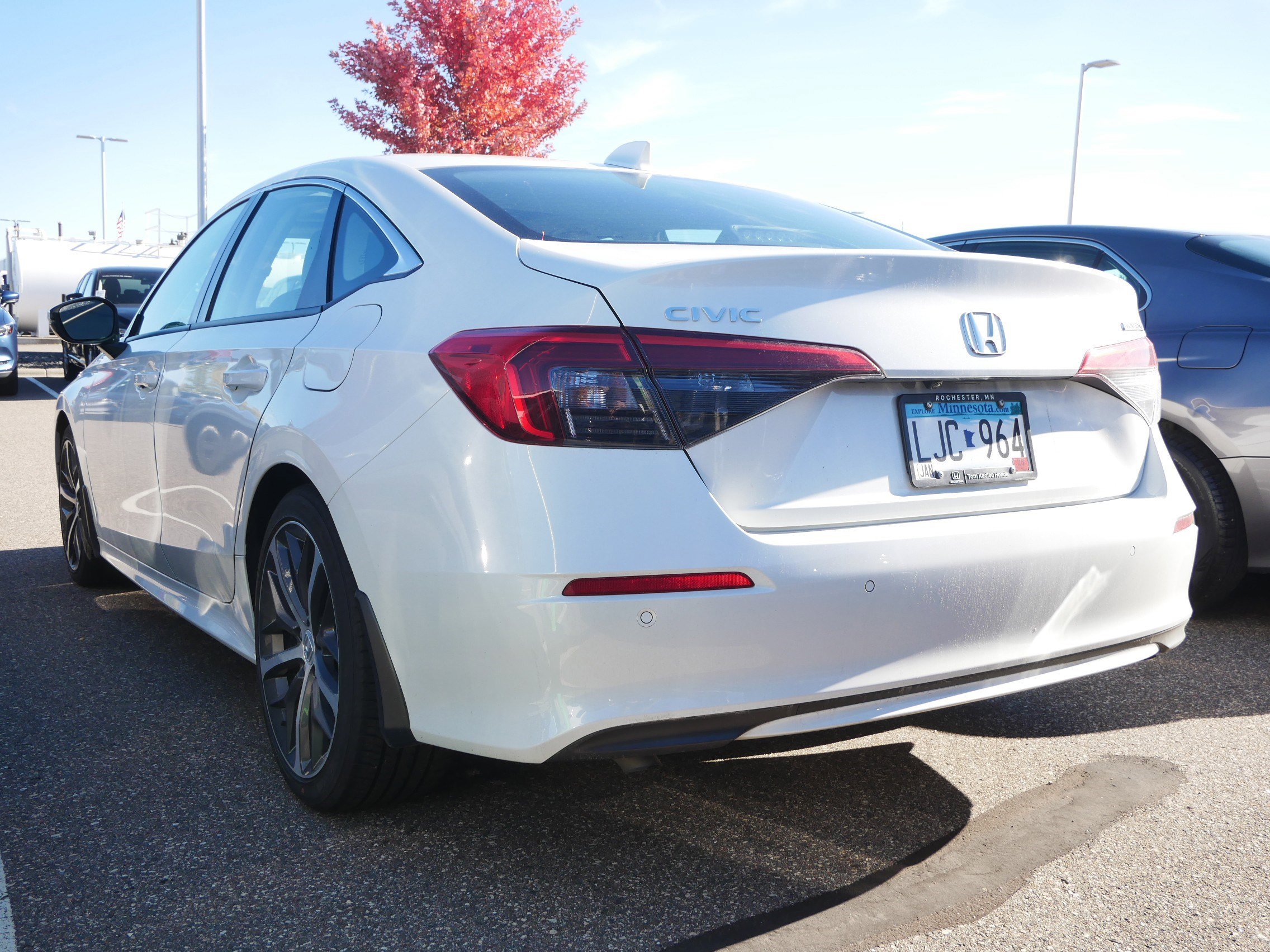 2024 Honda Civic Touring photo 3