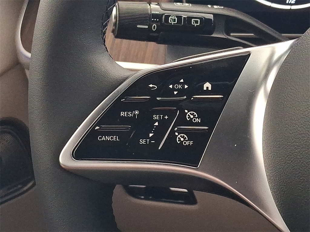 2026 Mercedes Benz GLC 350e 4MATIC photo 17