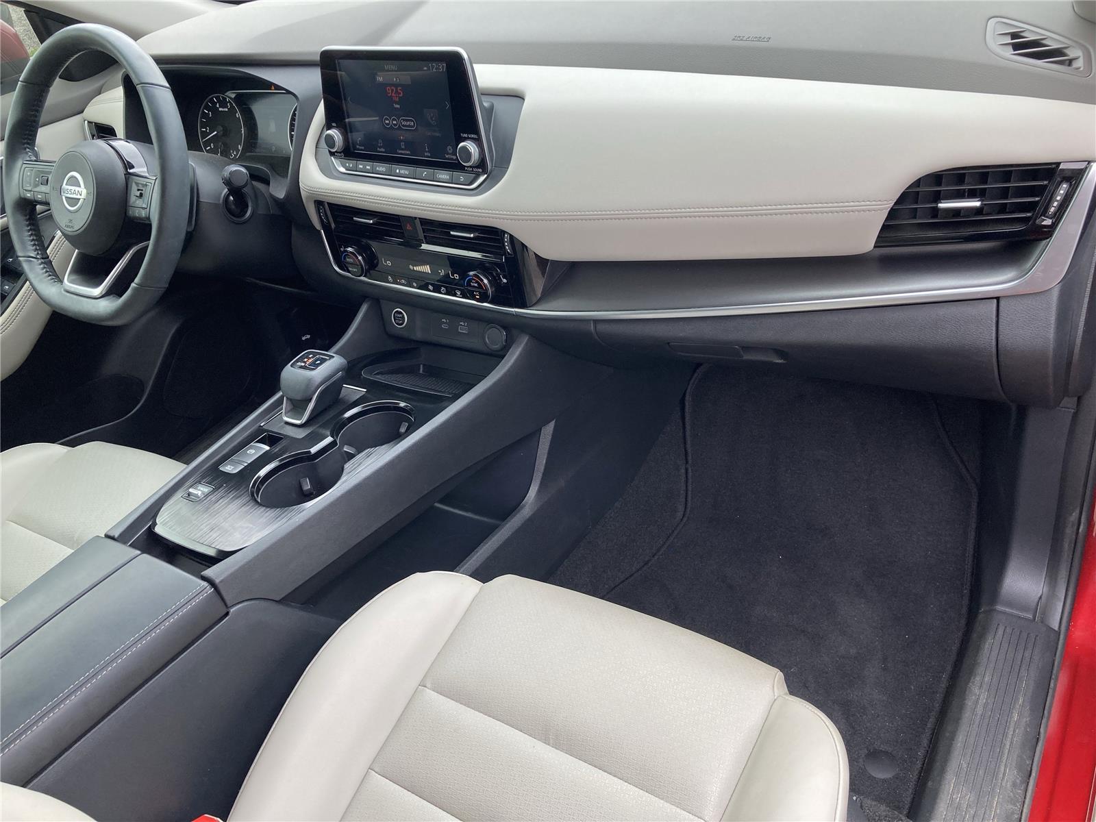 2021 Nissan Rogue SV photo 30