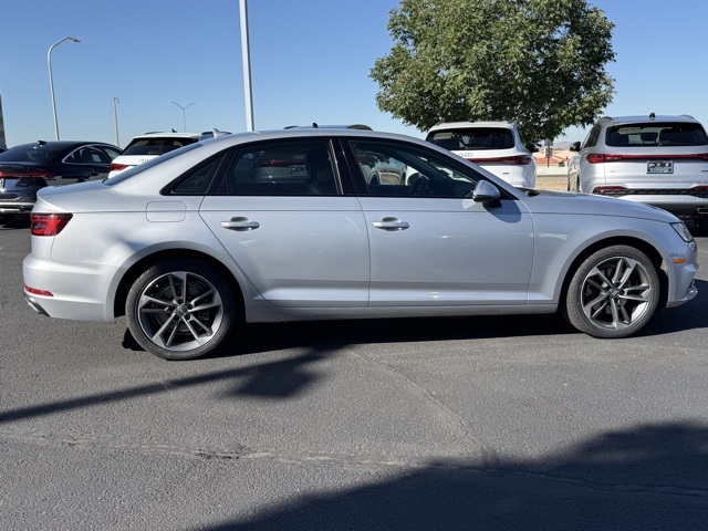 2019 Audi A4 2.0T Premium photo 9