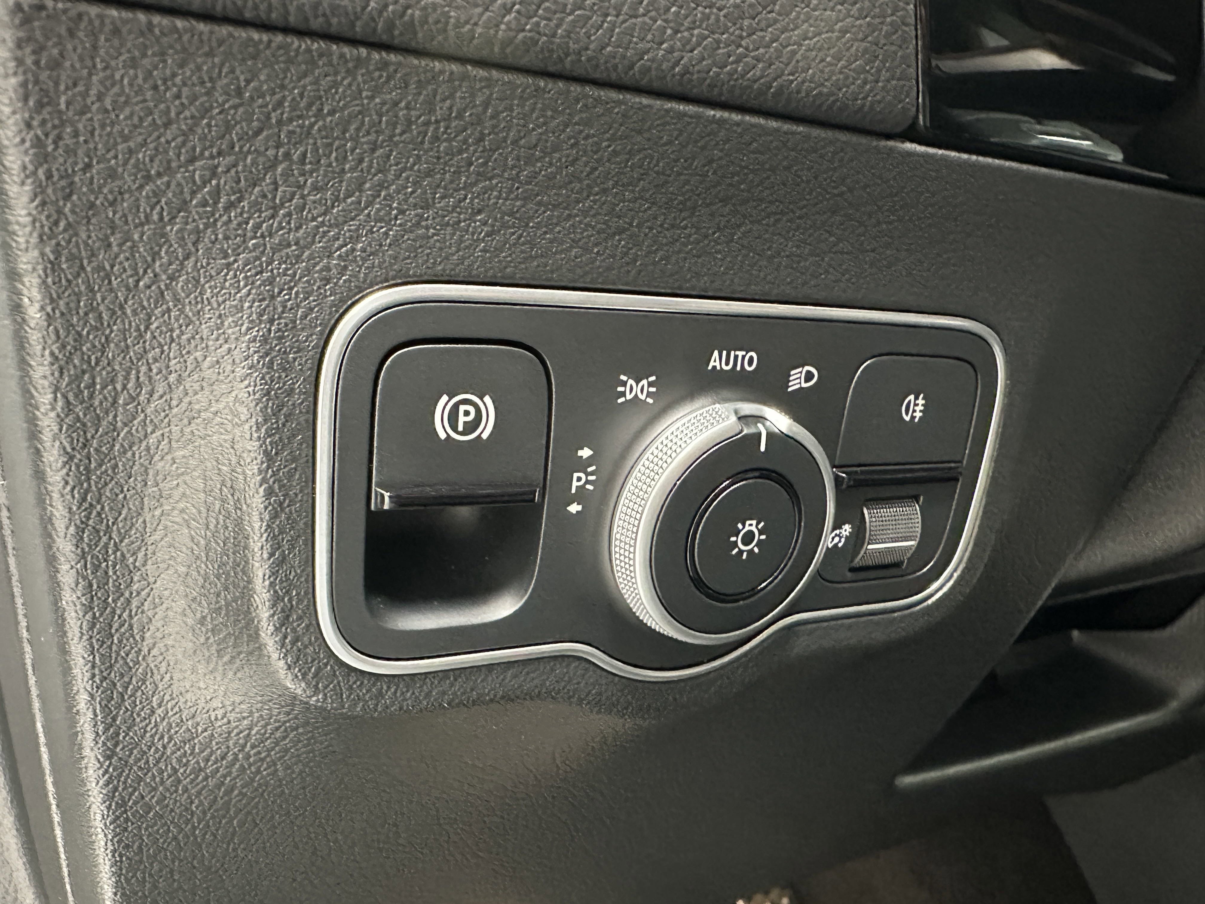 2024 Mercedes Benz GLA 4MATIC 250 photo 27