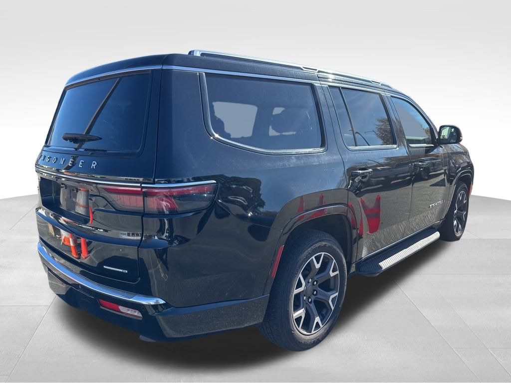 2024 Jeep Wagoneer Series III photo 2