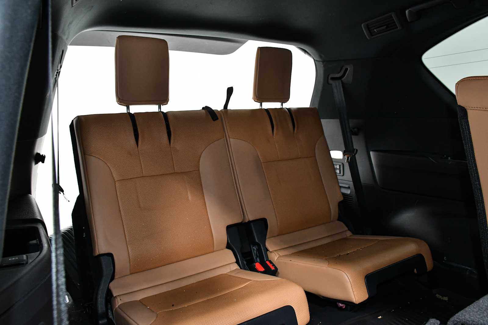 2023 Lexus LX 600 Premium photo 21