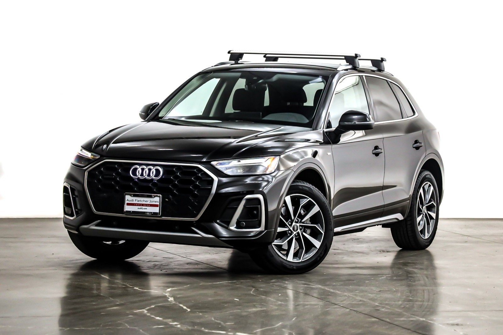 2023 Audi Q5 Premium's photo