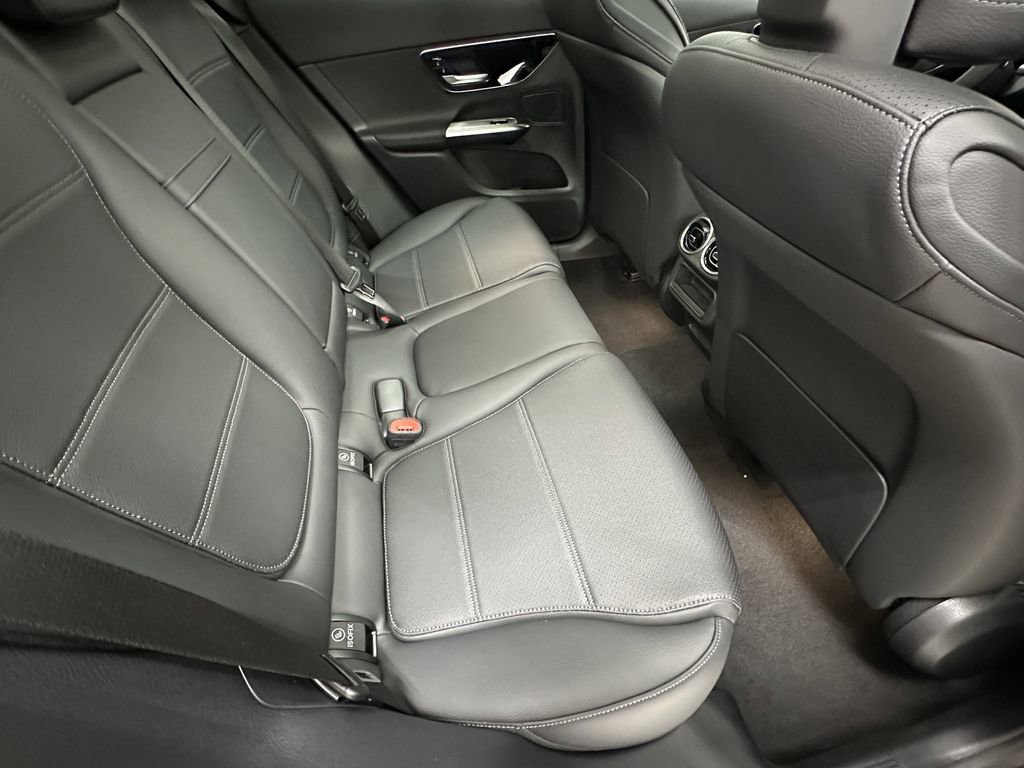 2026 Mercedes Benz GLC 300 photo 18