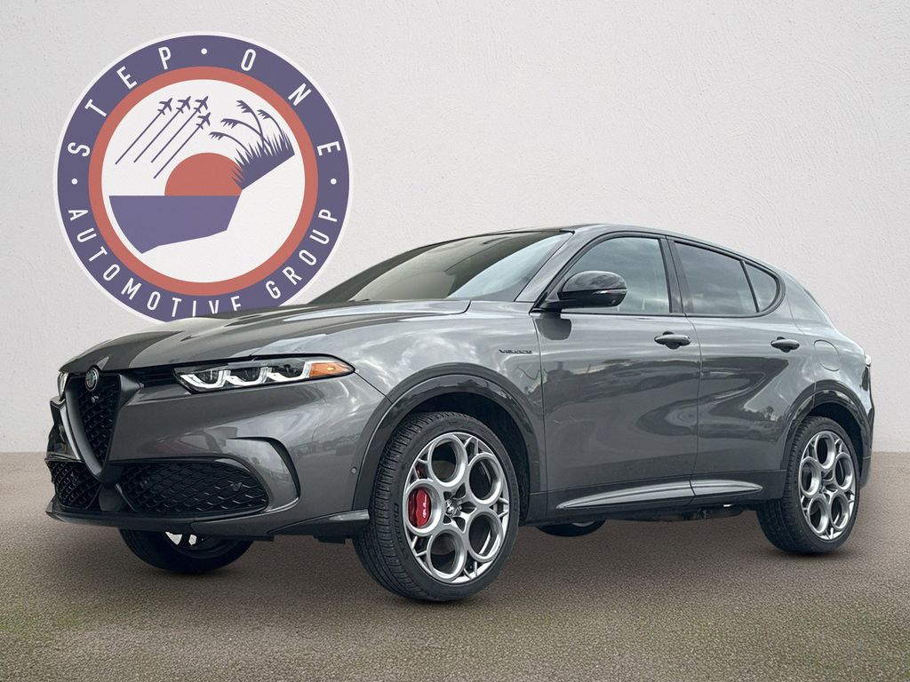 2024 Alfa Romeo Tonale Veloce's photo