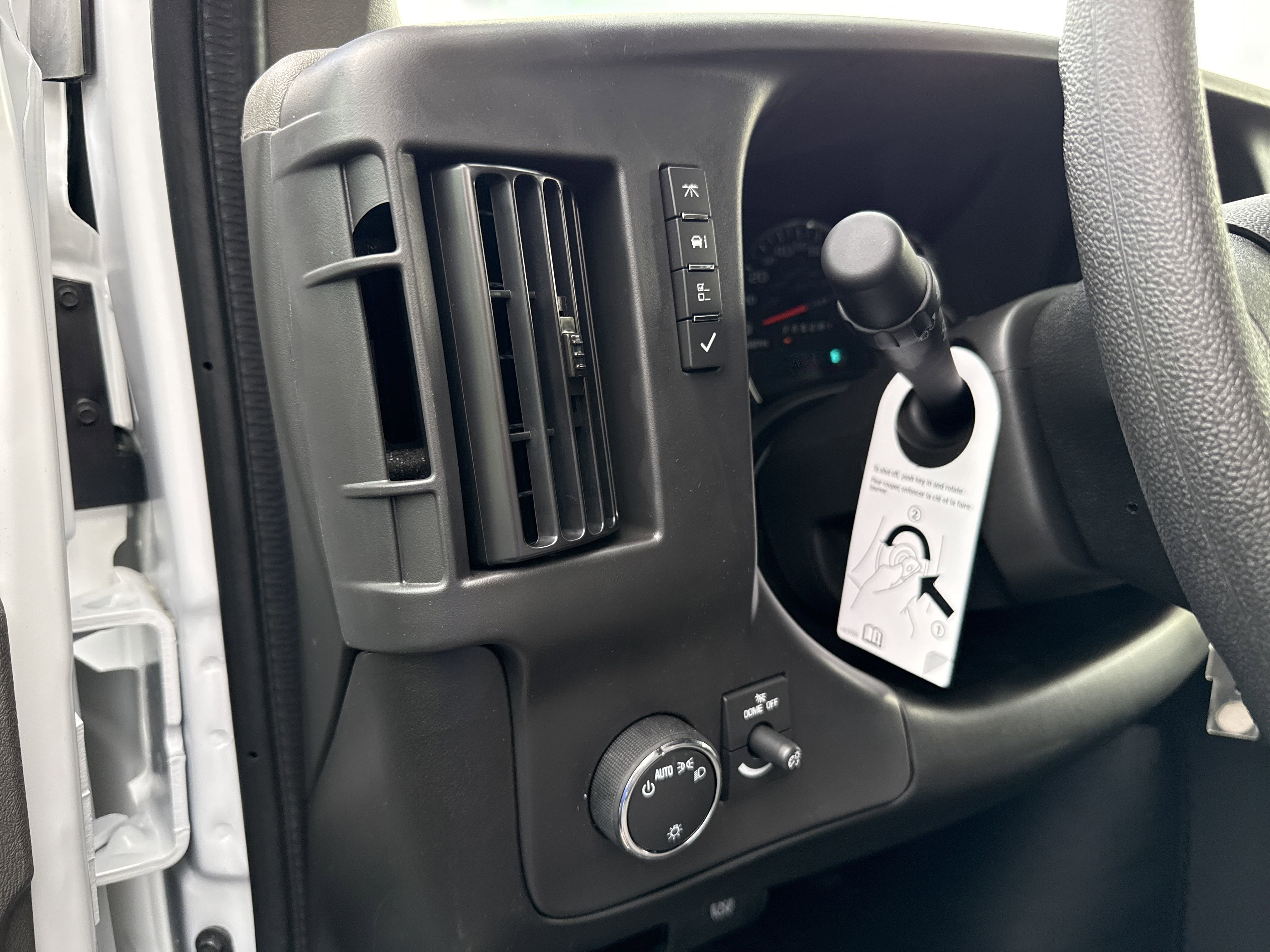 2025 Chevrolet Express Passenger 3500 photo 2