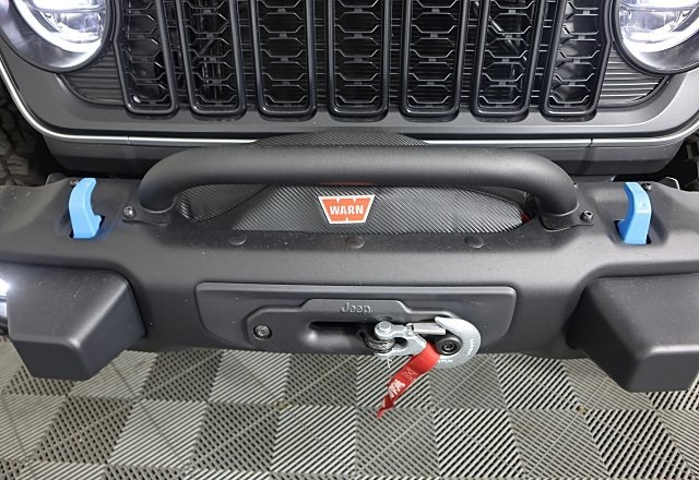 2024 Jeep Wrangler Rubicon 4xe photo 11