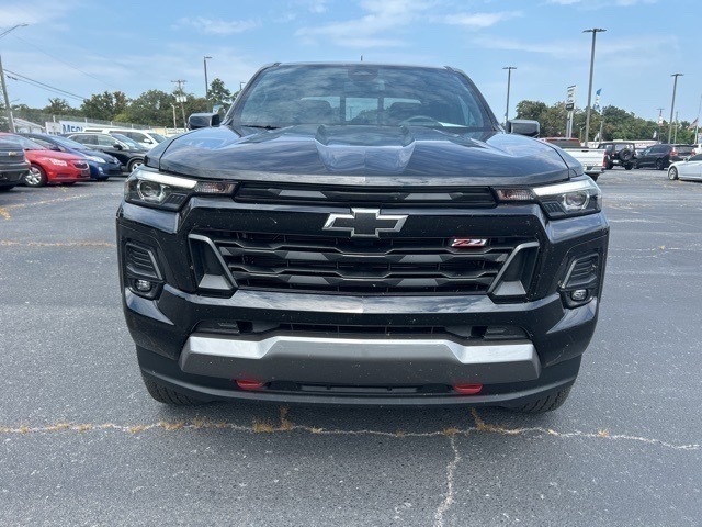 2024 Chevrolet Colorado Z71 photo 7