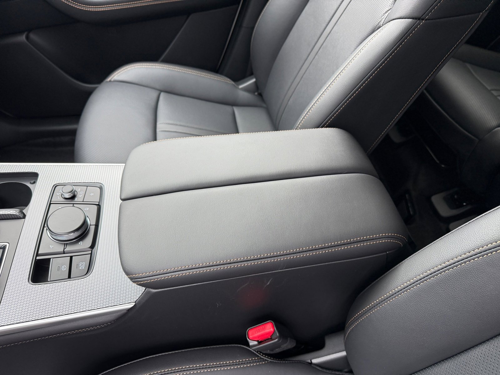 2025 Mazda CX-70 Premium photo 14