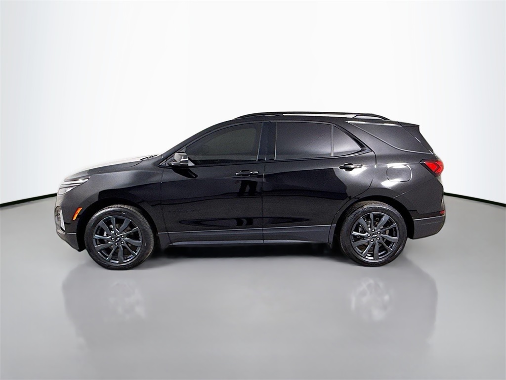 2023 Chevrolet Equinox RS photo 3