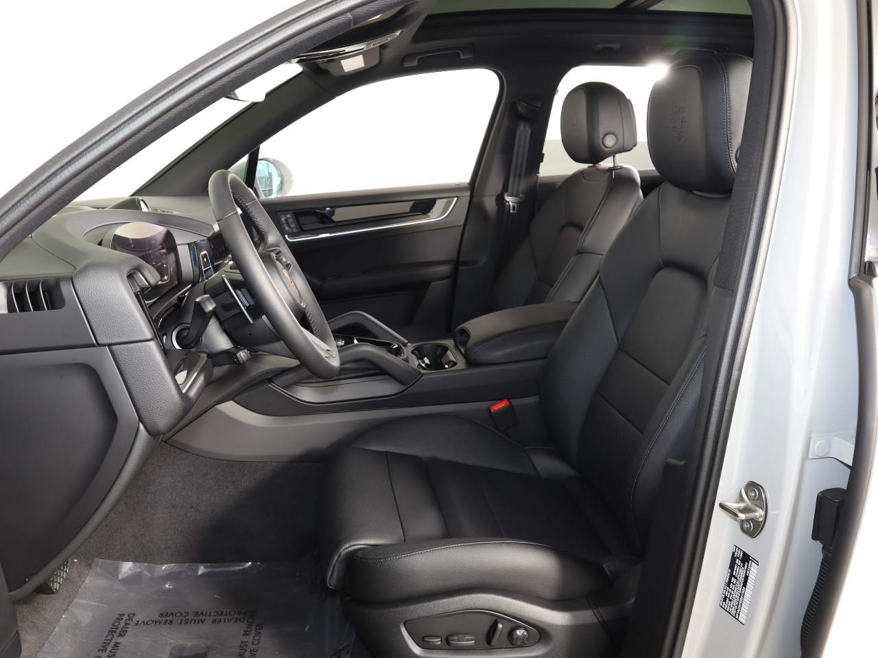 2025 Porsche Cayenne E-Hybrid photo 5