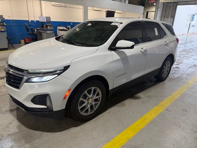 2023 Chevrolet Equinox LT's photo