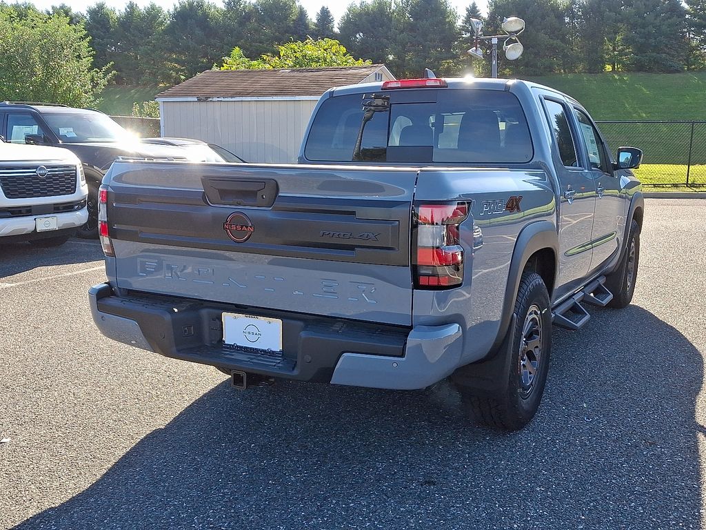 2026 Nissan Frontier Crew Cab PRO-4X photo 4