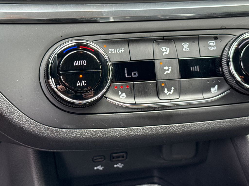 2024 Buick Envista Preferred photo 27