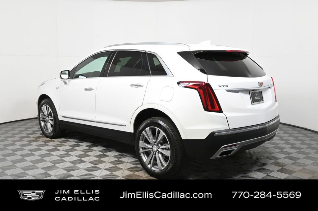 2025 Cadillac XT5 Premium Luxury photo 3