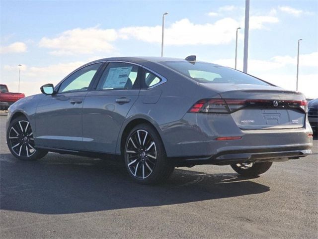 2025 Honda Accord Hybrid Touring photo 6