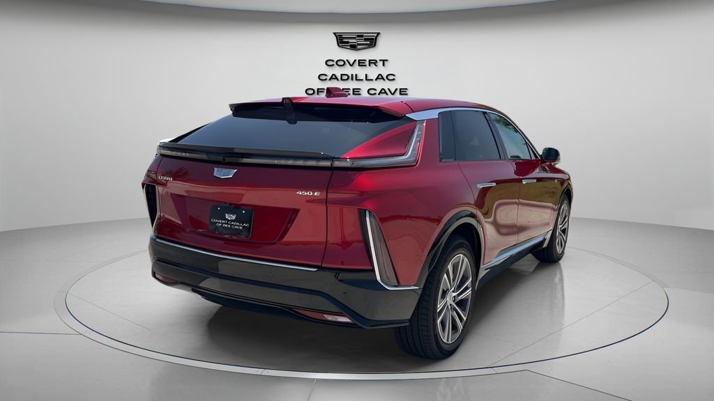 2025 Cadillac Lyriq Luxury photo 9