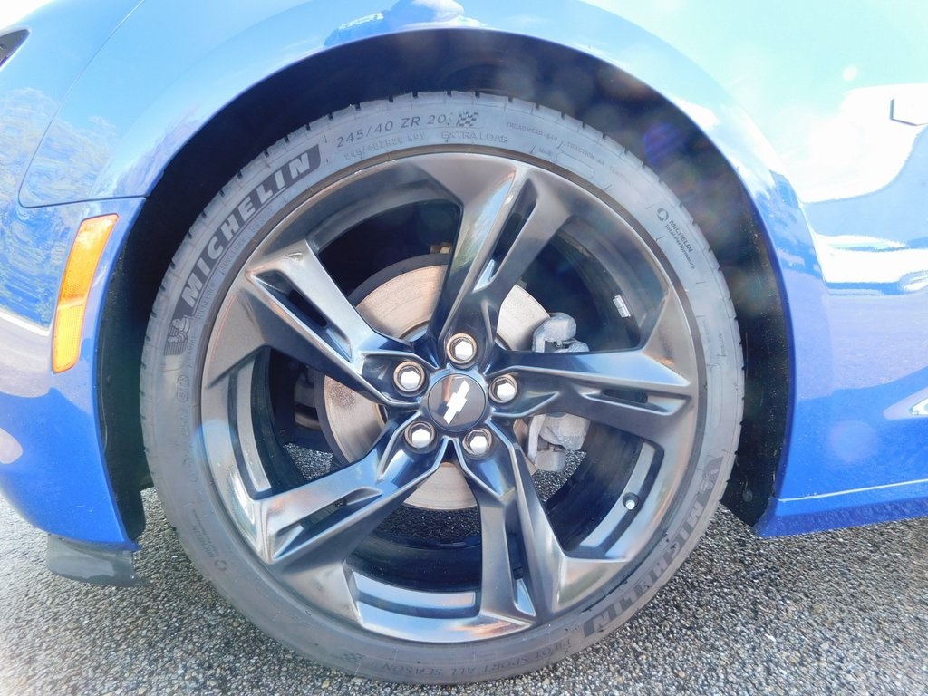 2019 Chevrolet Camaro 1LT photo 9