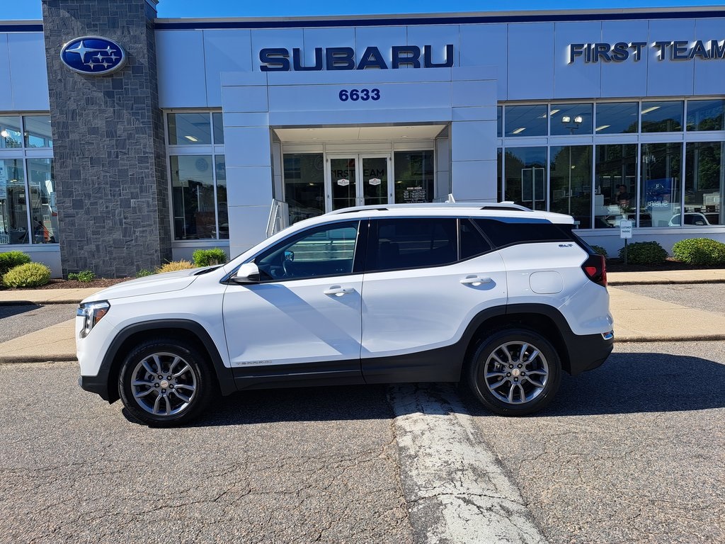 2022 Gmc Terrain SLT photo 3