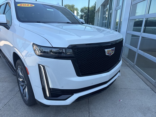 2022 Cadillac Escalade ESV Sport photo 3