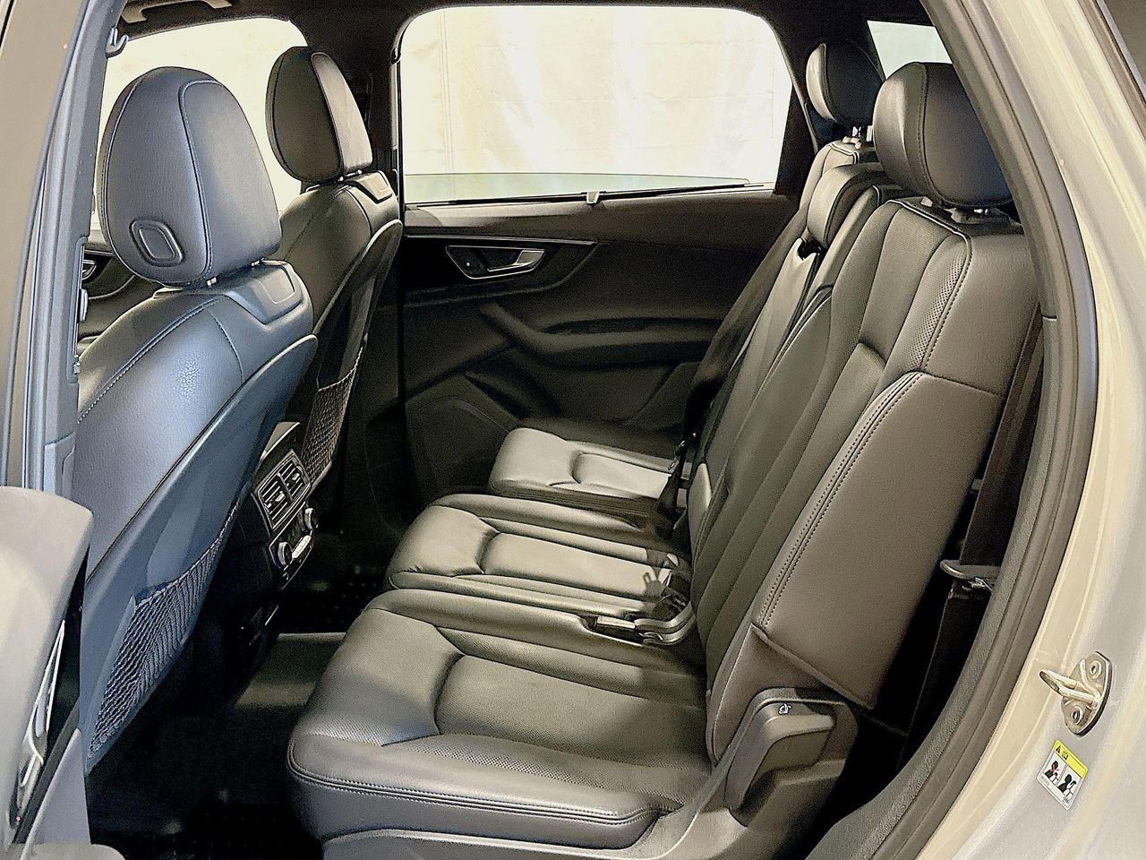 2017 Audi Q7 Premium Plus photo 24