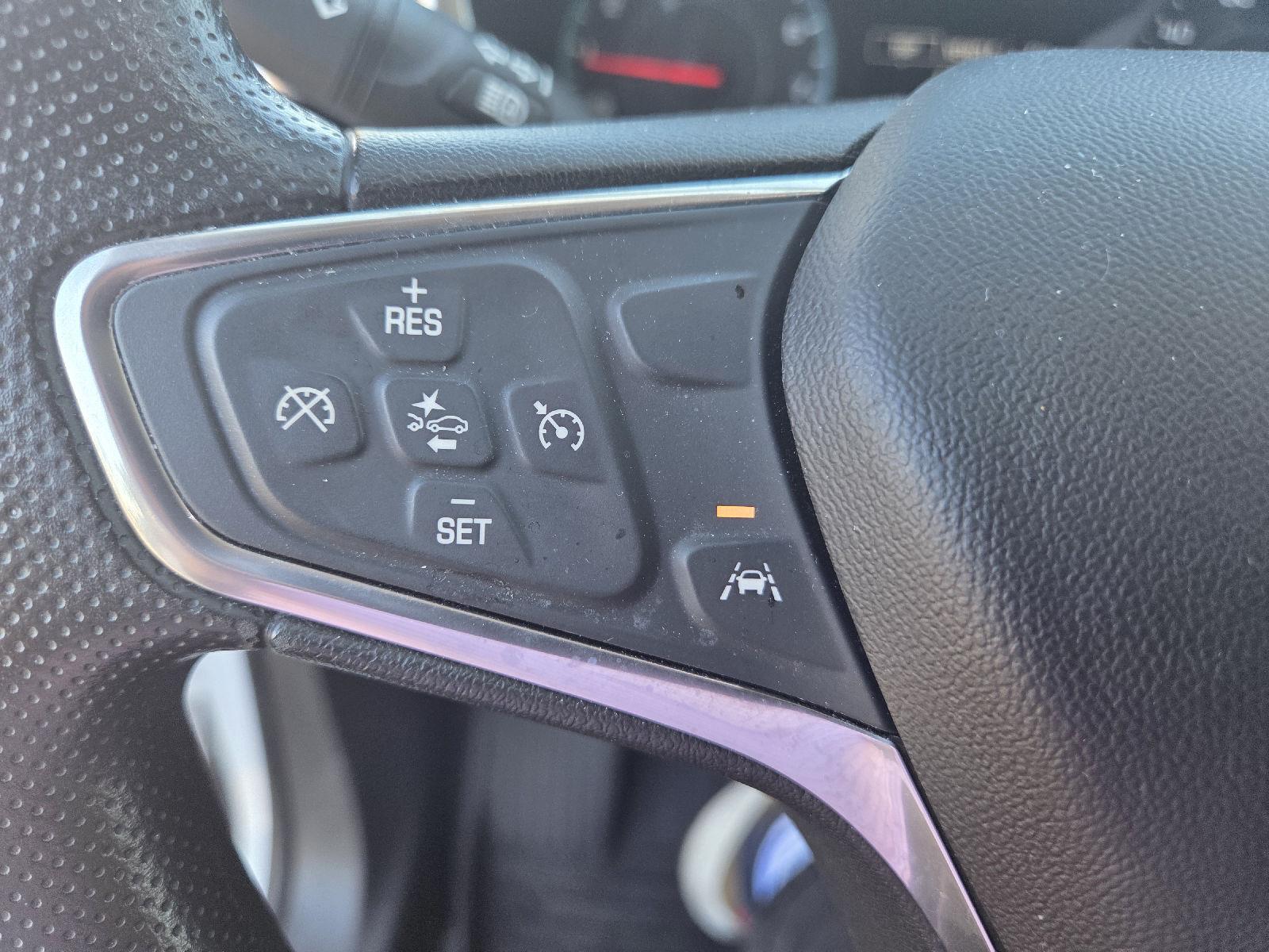 2020 Chevrolet Equinox LS photo 4