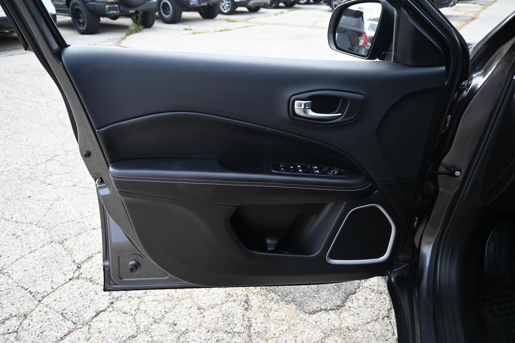 2019 Jeep Compass Latitude photo 16