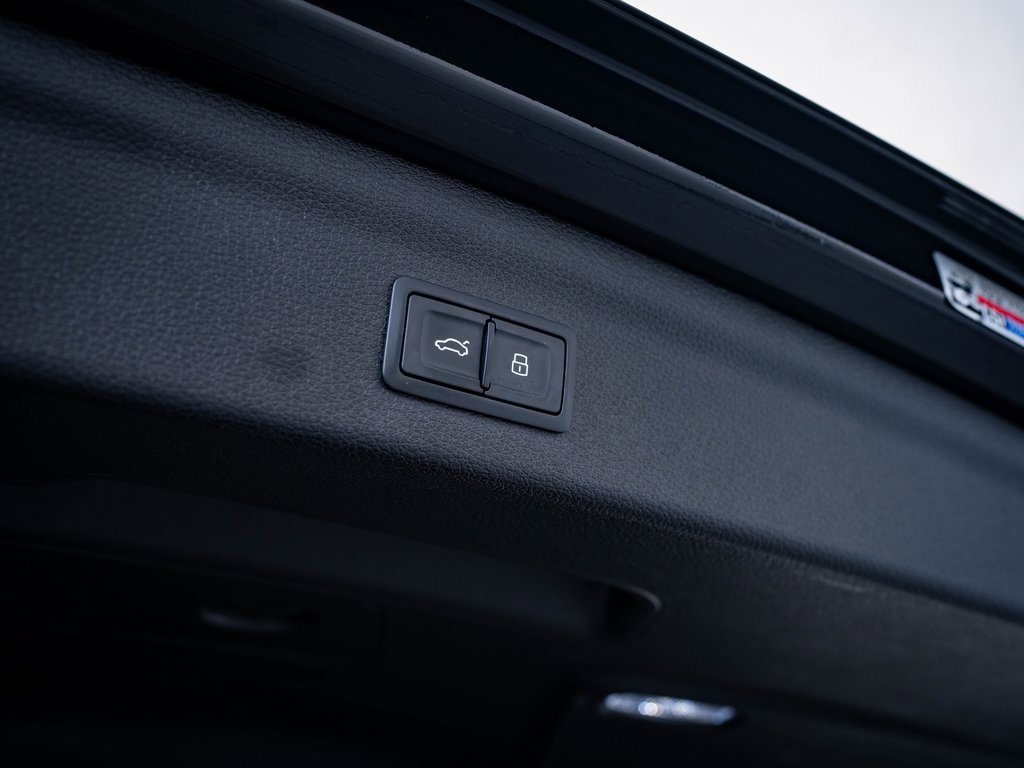 2022 Audi Q3 S line Premium Plus photo 37