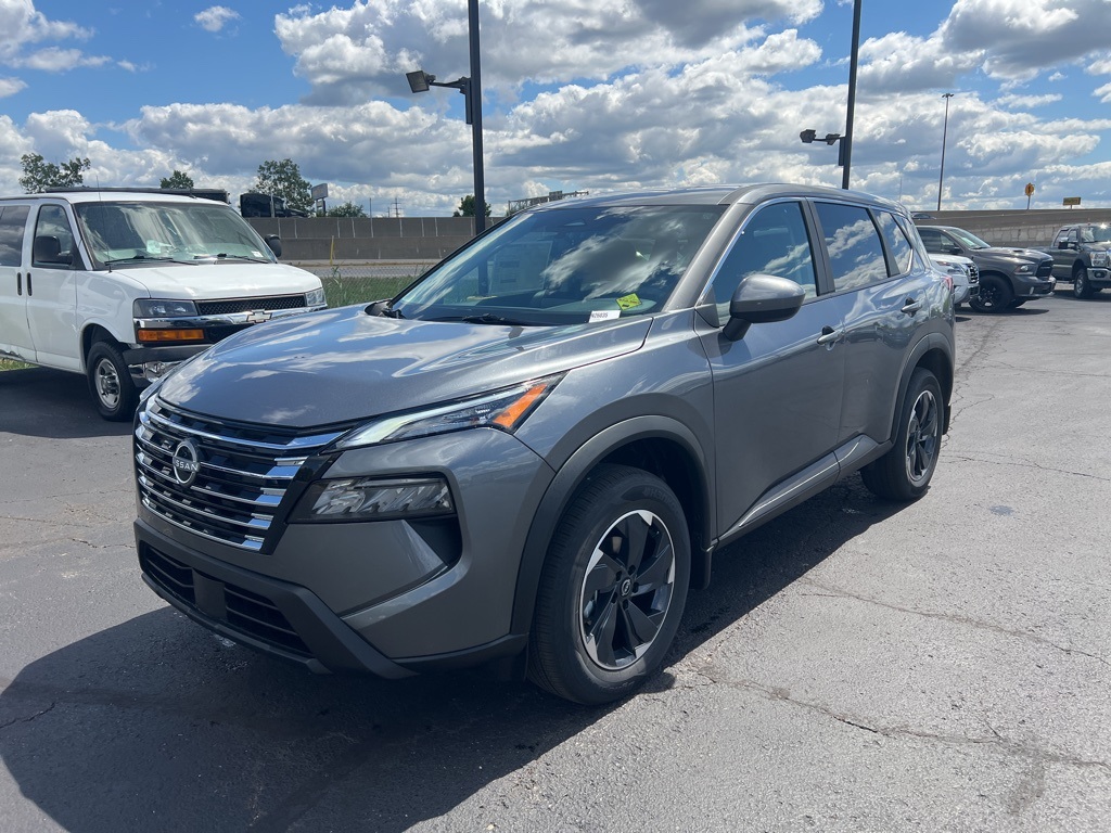 2026 Nissan Rogue SV photo 5