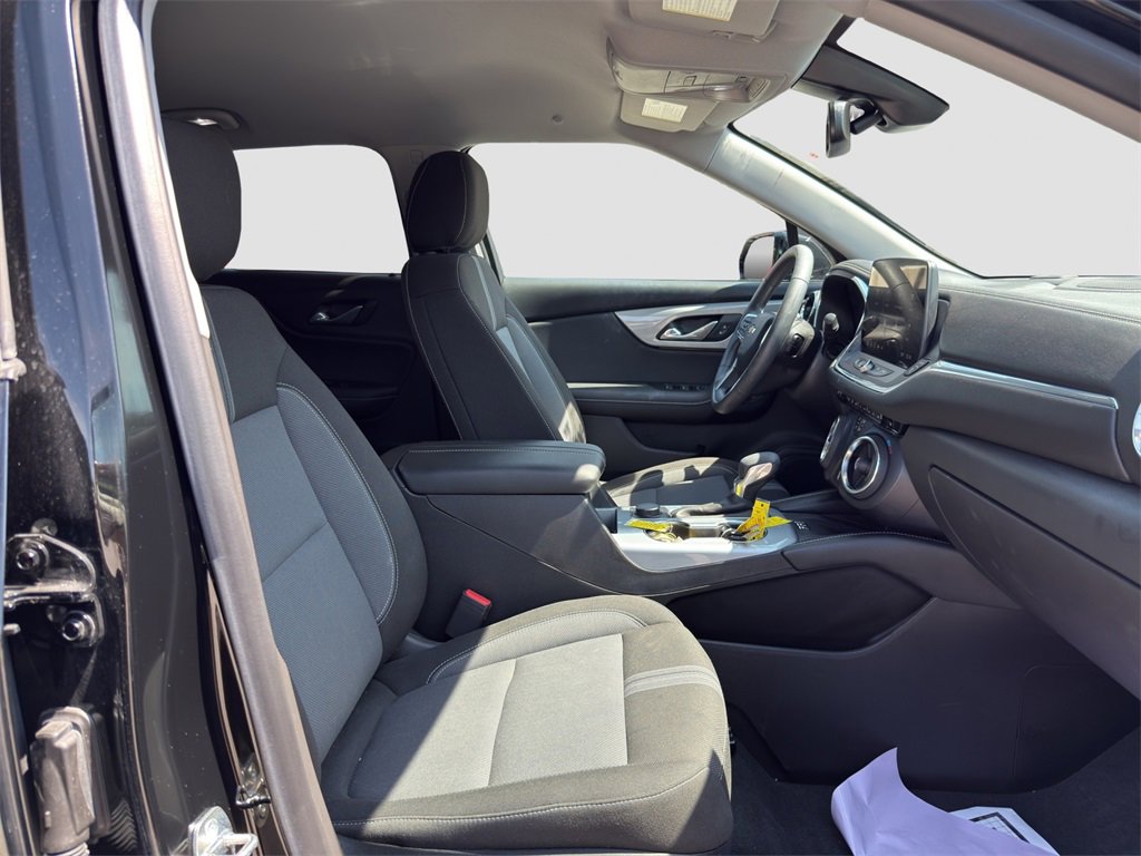 2023 Chevrolet Blazer 2LT photo 23