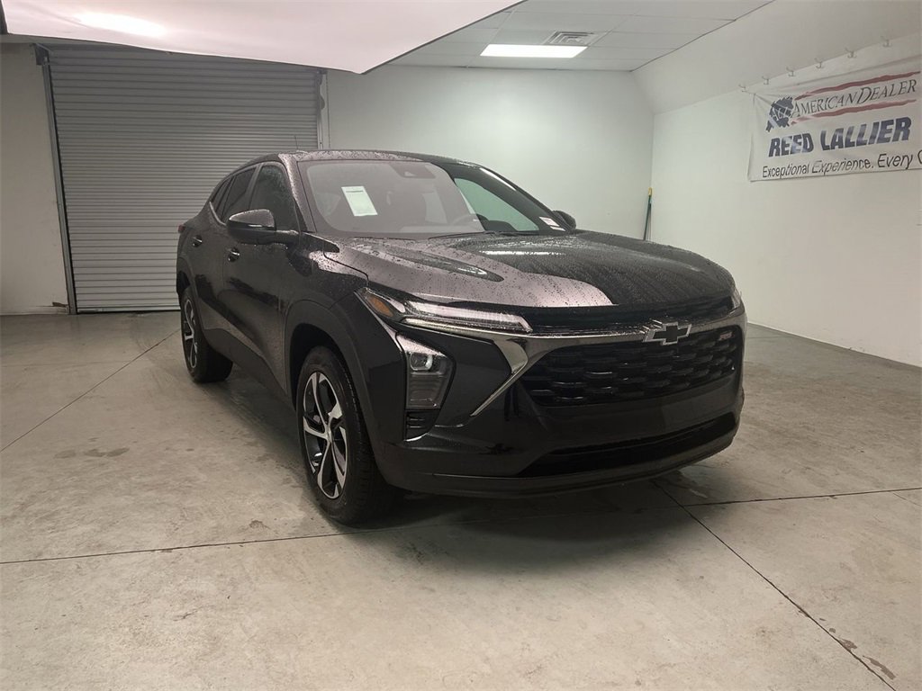 2026 Chevrolet Trax RS's photo