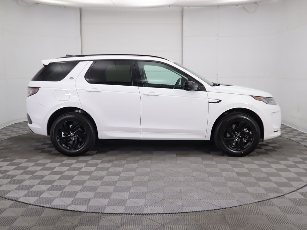 2024 Land Rover Discovery Sport S photo 4