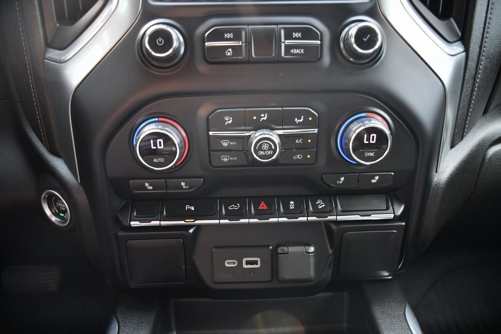 2022 Chevrolet Silverado 1500 RST photo 19
