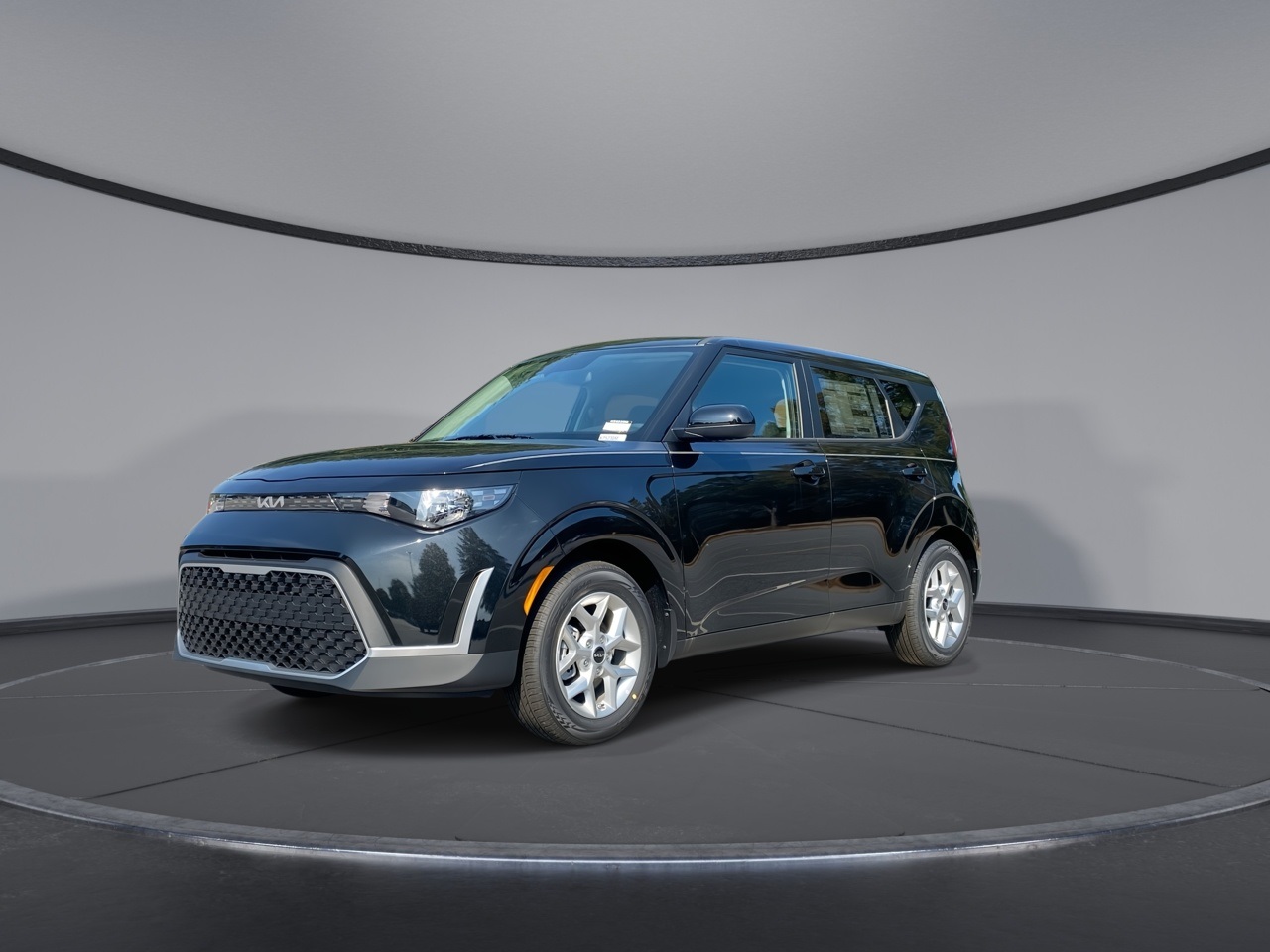 2025 Kia Soul LX photo 2