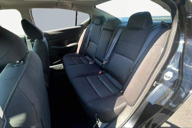 2024 Nissan Altima 2.5 SV photo 16