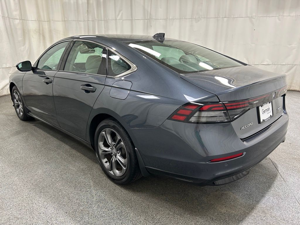 2023 Honda Accord Hybrid EX-L photo 3